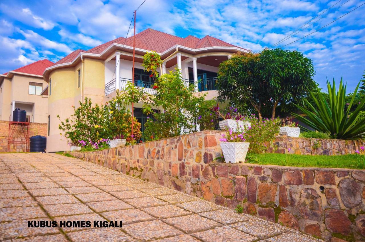 Kubus Homes Кигали Екстериор снимка