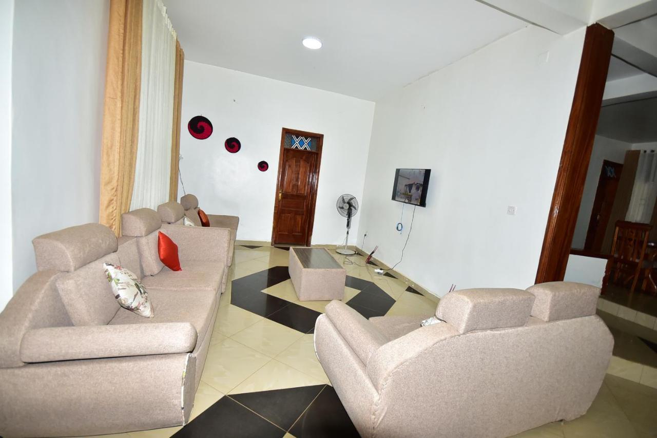 Kubus Homes Кигали Екстериор снимка